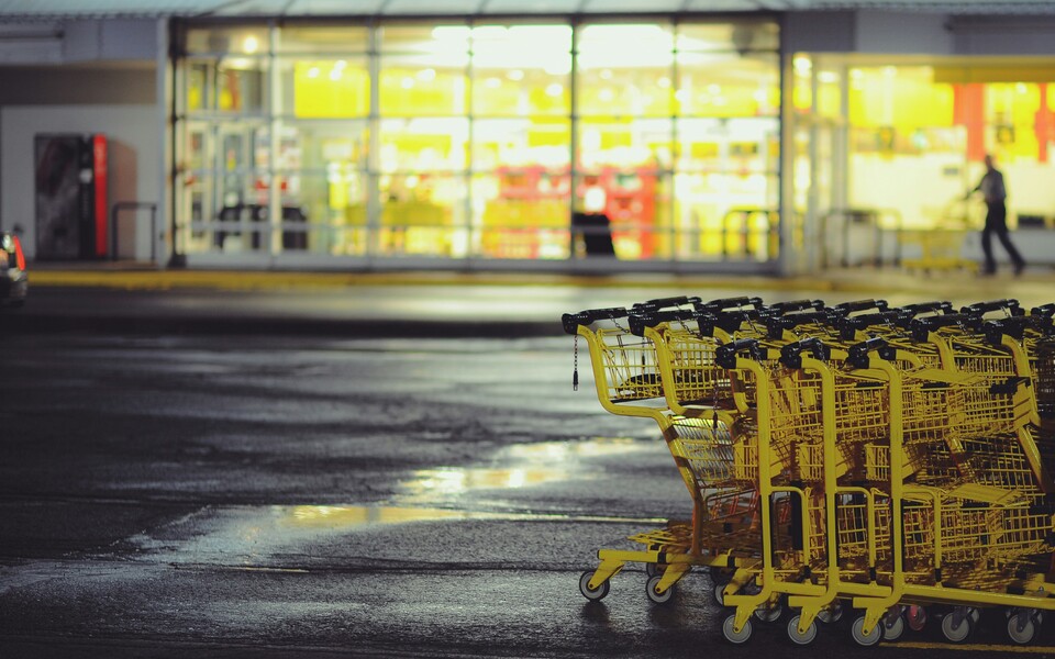 «Коммерсантъ»: ФНС подала иск к IKEA