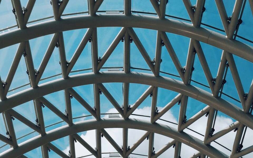 «КоммерсантЪ»: Рынок M&A российских компаний вырос на 54%. Комментарий Антона Левдонского